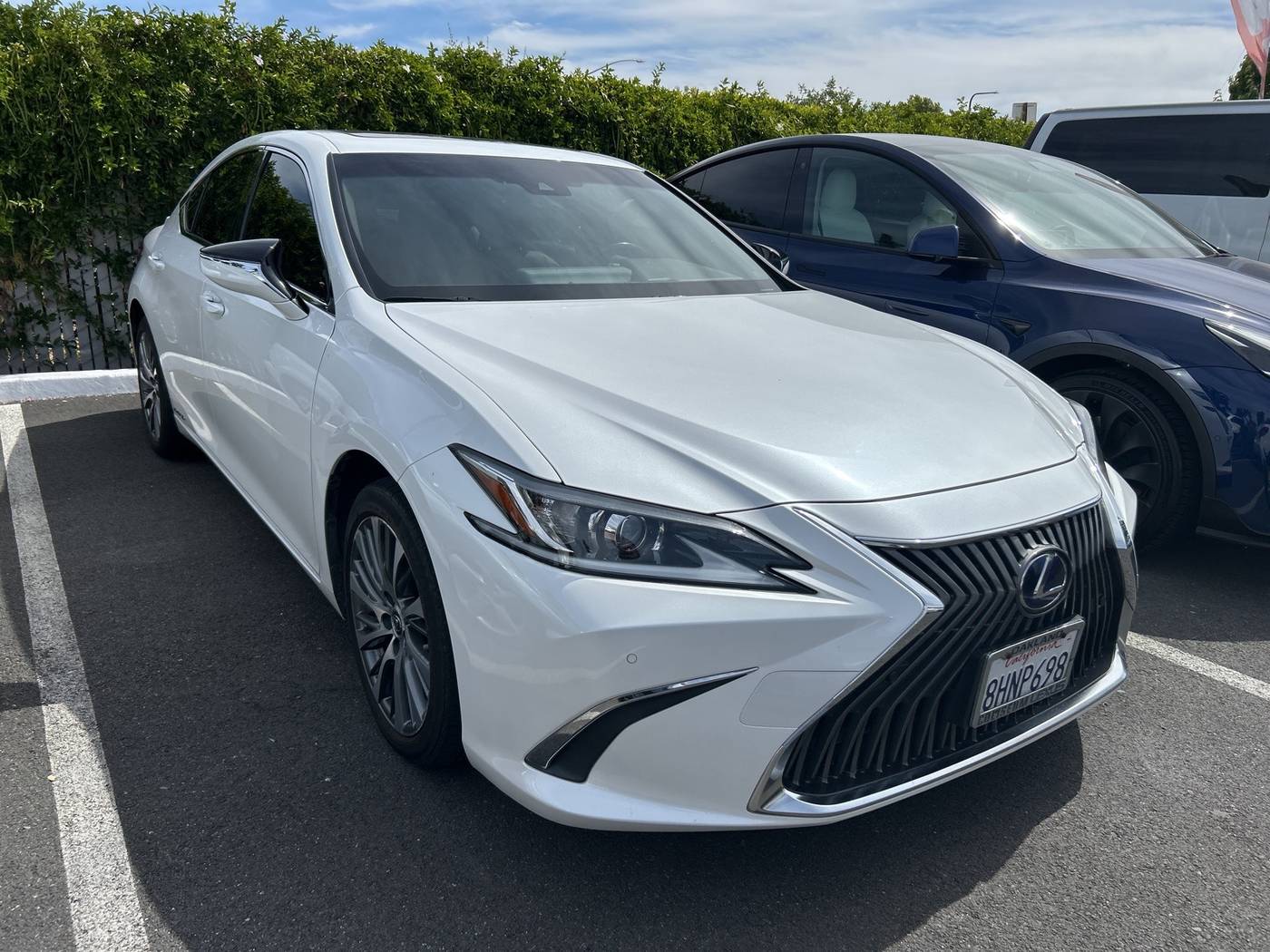 2019 Lexus ES ES 300h — Sedan — 73,952 mi — Concord, CA