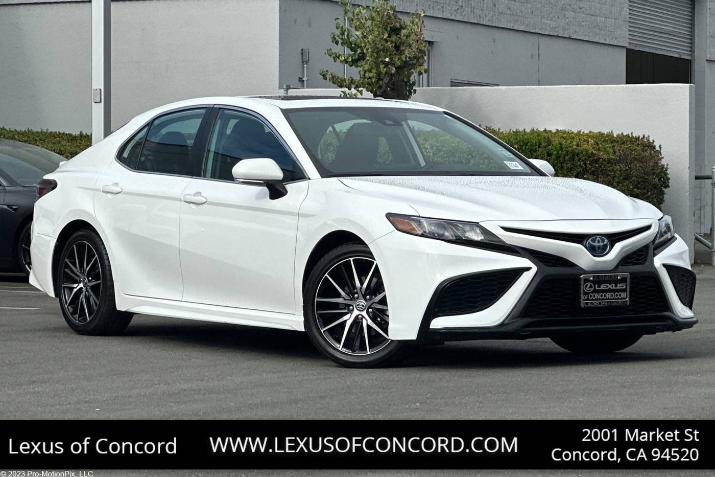 2024 Toyota Camry Hybrid SE — Sedan — 50,584 mi — Concord, CA