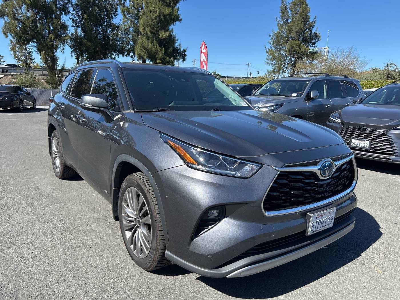 2021 Toyota Highlander Hybrid Platinum — SUV — 102,855 mi — Concord, CA