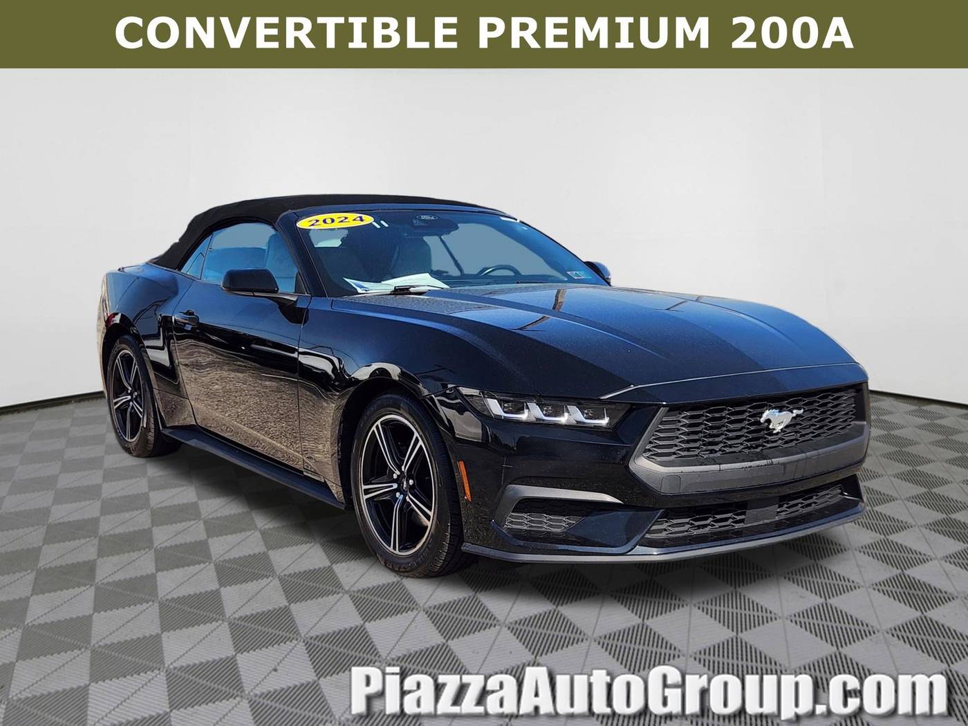 2024 Ford Mustang EcoBoost