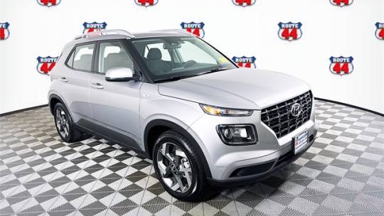 2024 Hyundai Venue SEL — SUV — 6,294 mi — Raynham, MA