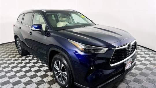 2022 Toyota Highlander XLE — SUV — 27,823 mi — Raynham, MA