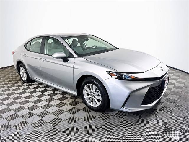 2025 Toyota Camry SE — Sedan — 5,480 mi — Raynham, MA