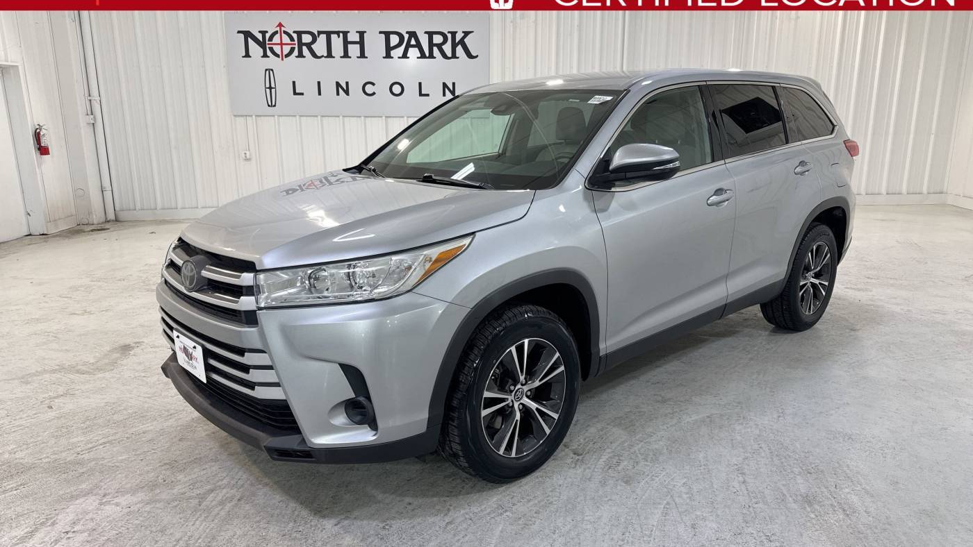 2019 Toyota Highlander LE V6 — SUV — 93,477 mi — San Antonio, TX