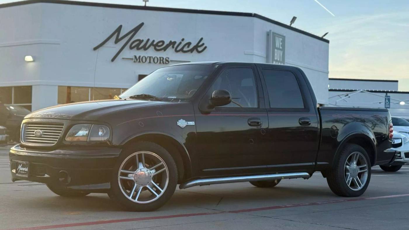 2002 Ford F-150 Harley-Davidson — Pickup Truck — 77,945 mi — Lewisville, TX