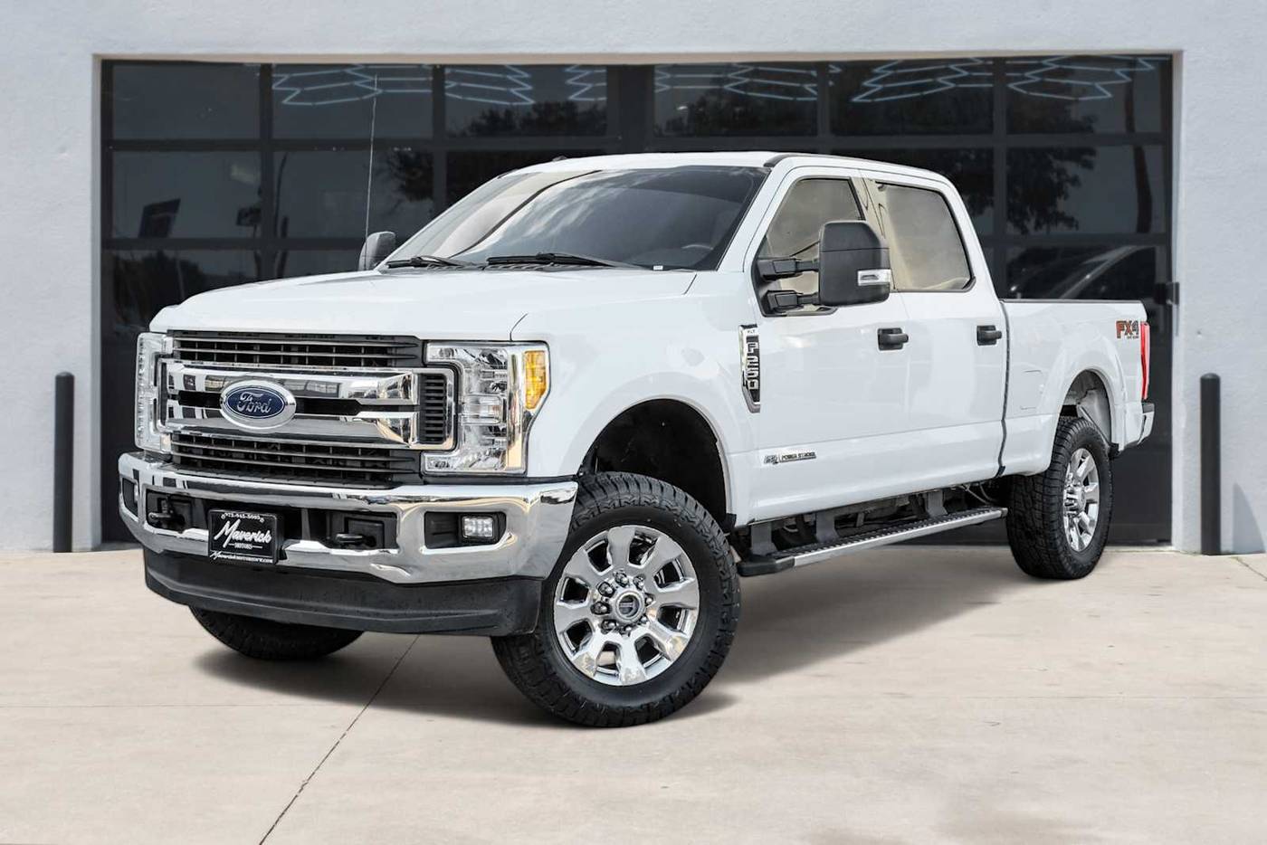 2017 Ford Super Duty F-250 XLT — Pickup Truck — 124,396 mi — Lewisville, TX