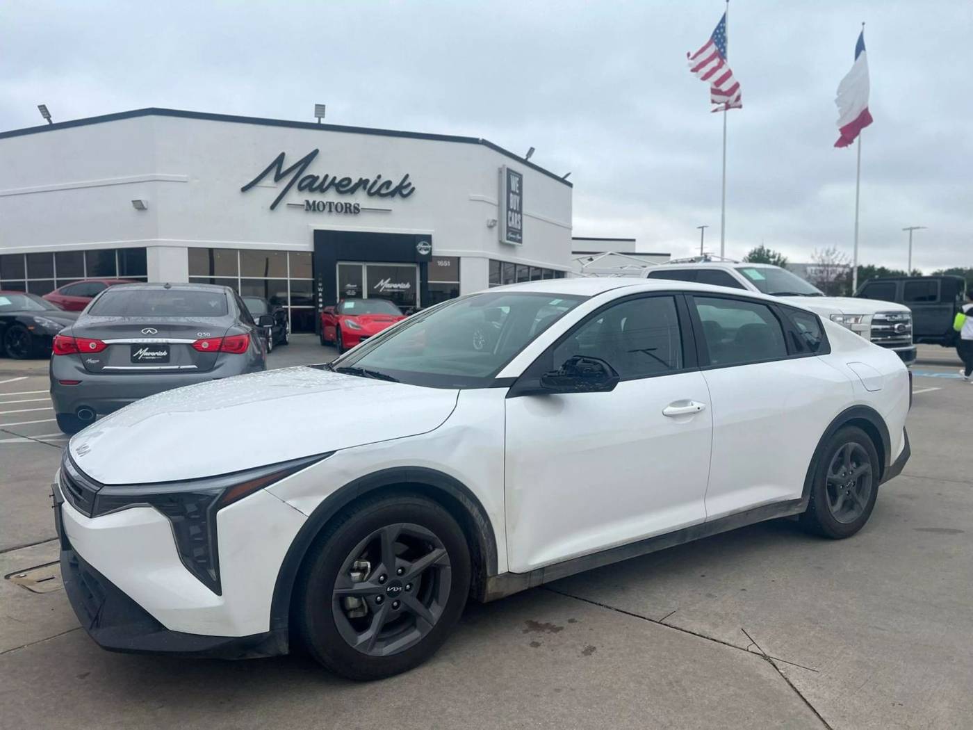 2025 Kia K4 LXS — Sedan — 13,604 mi — Lewisville, TX