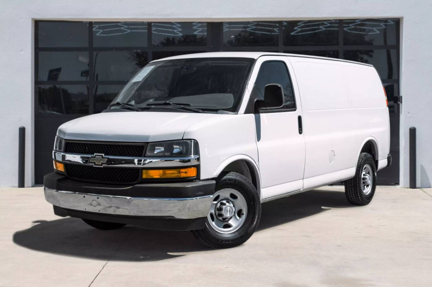 2018 Chevrolet Express Cargo Van Base — Cargo Van — 77,680 mi — Lewisville, TX