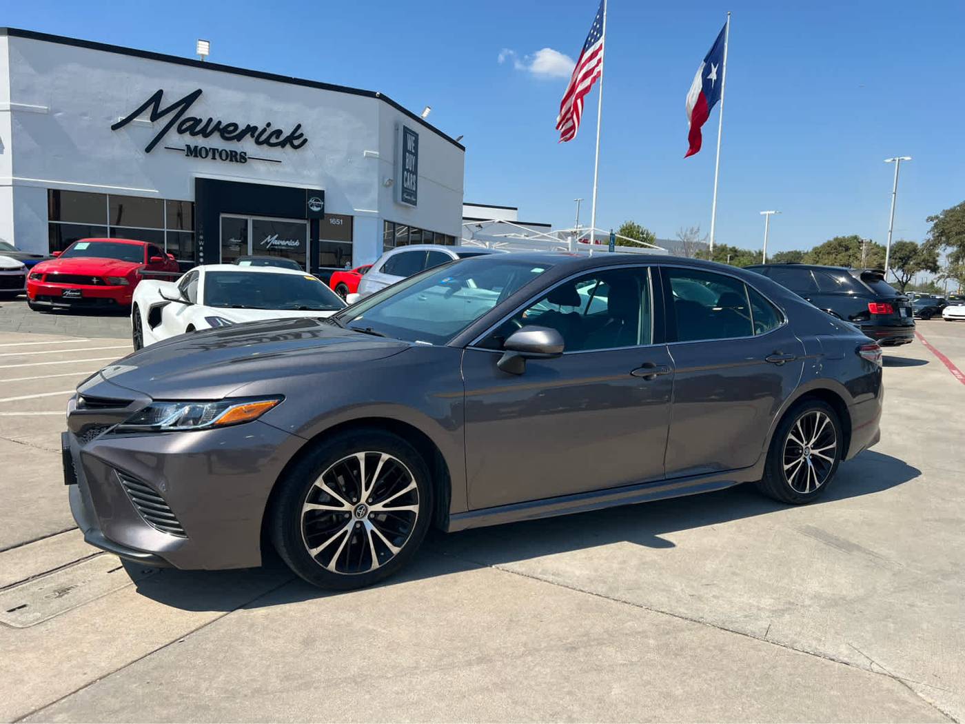 2019 Toyota Camry SE — Sedan — 42,199 mi — Lewisville, TX