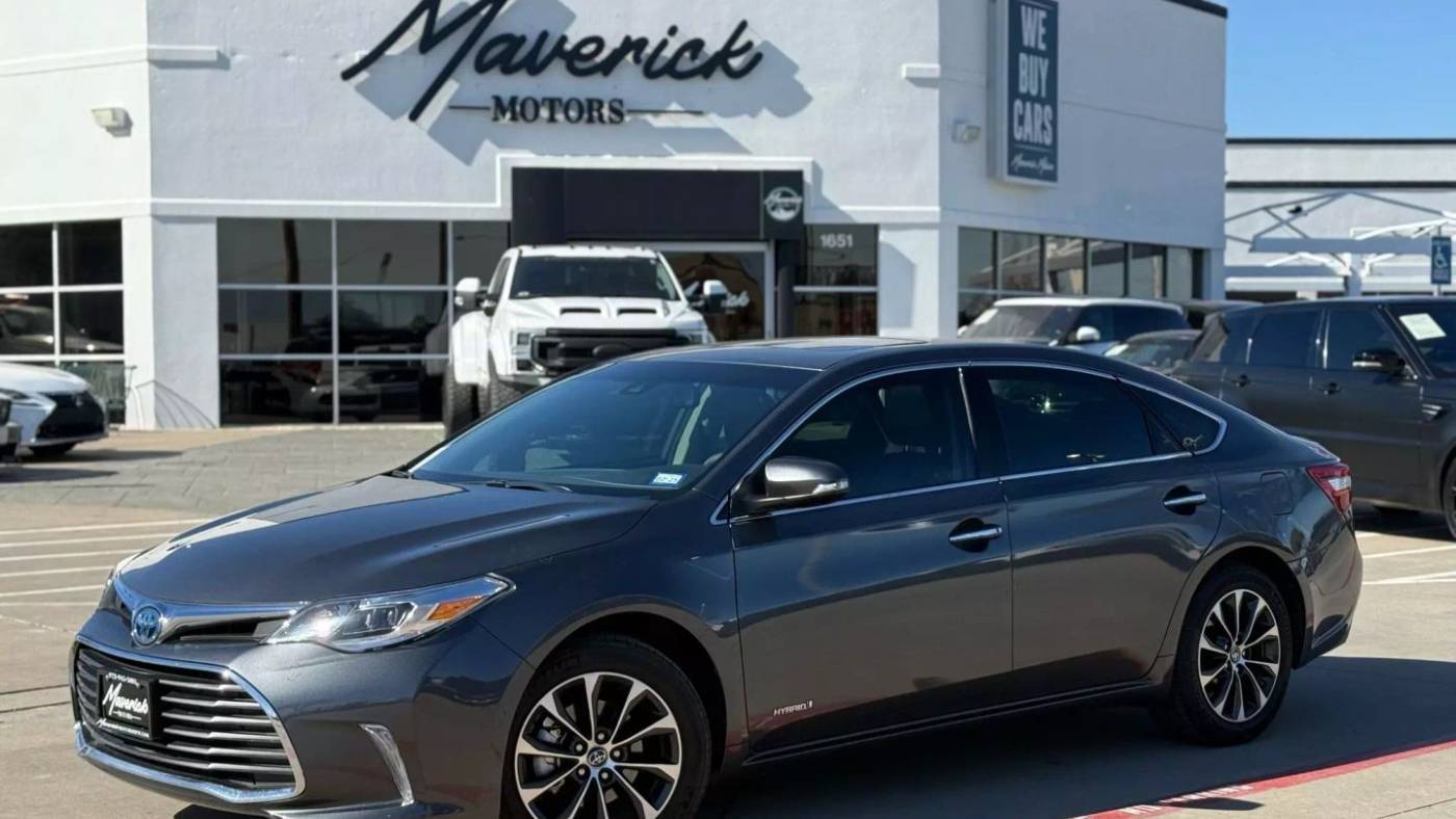 2018 Toyota Avalon Hybrid XLE Premium — Sedan — 25,234 mi — Lewisville, TX