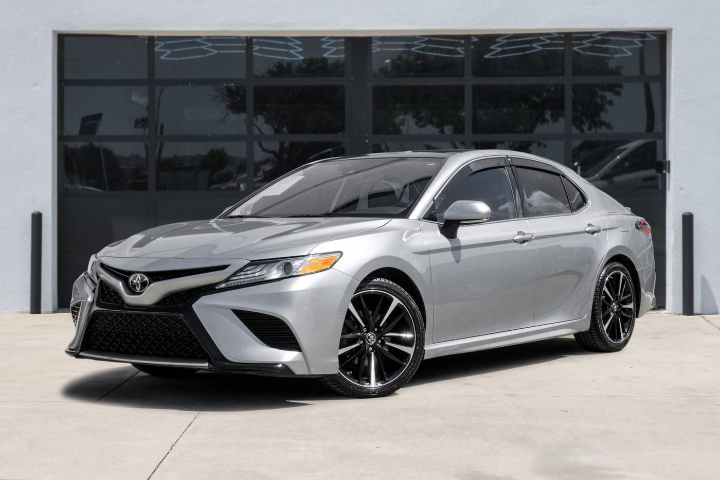 2020 Toyota Camry XSE — Sedan — 83,166 mi — Lewisville, TX