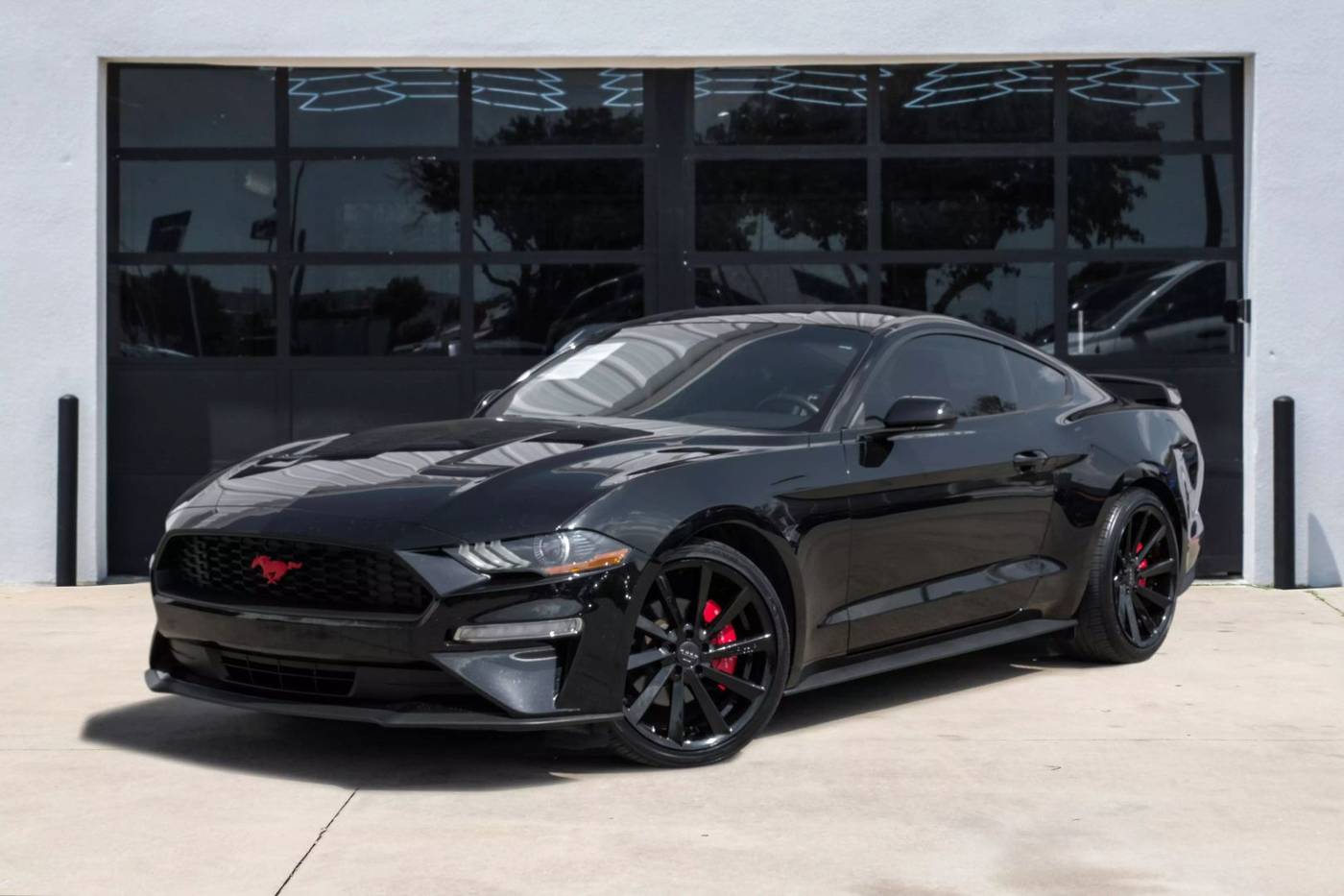 2020 Ford Mustang EcoBoost — Coupe — 30,462 mi — Lewisville, TX