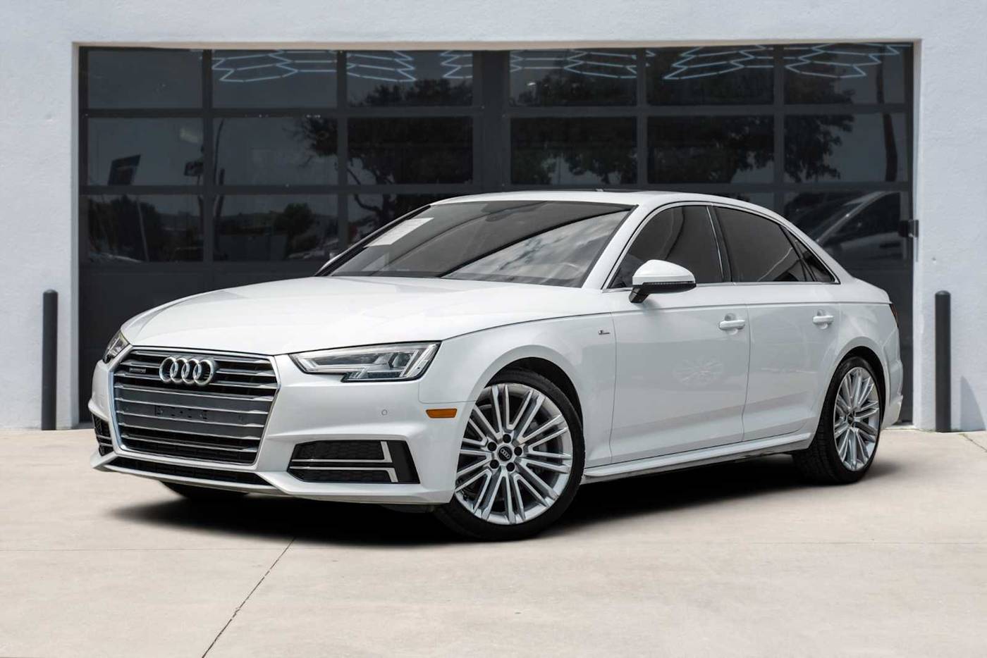 2017 Audi A4 Premium Plus