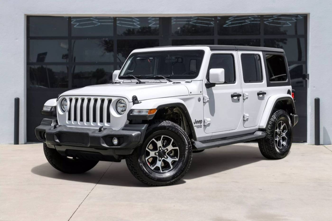 2019 Jeep Wrangler Sport S — SUV — 93,416 mi — Lewisville, TX