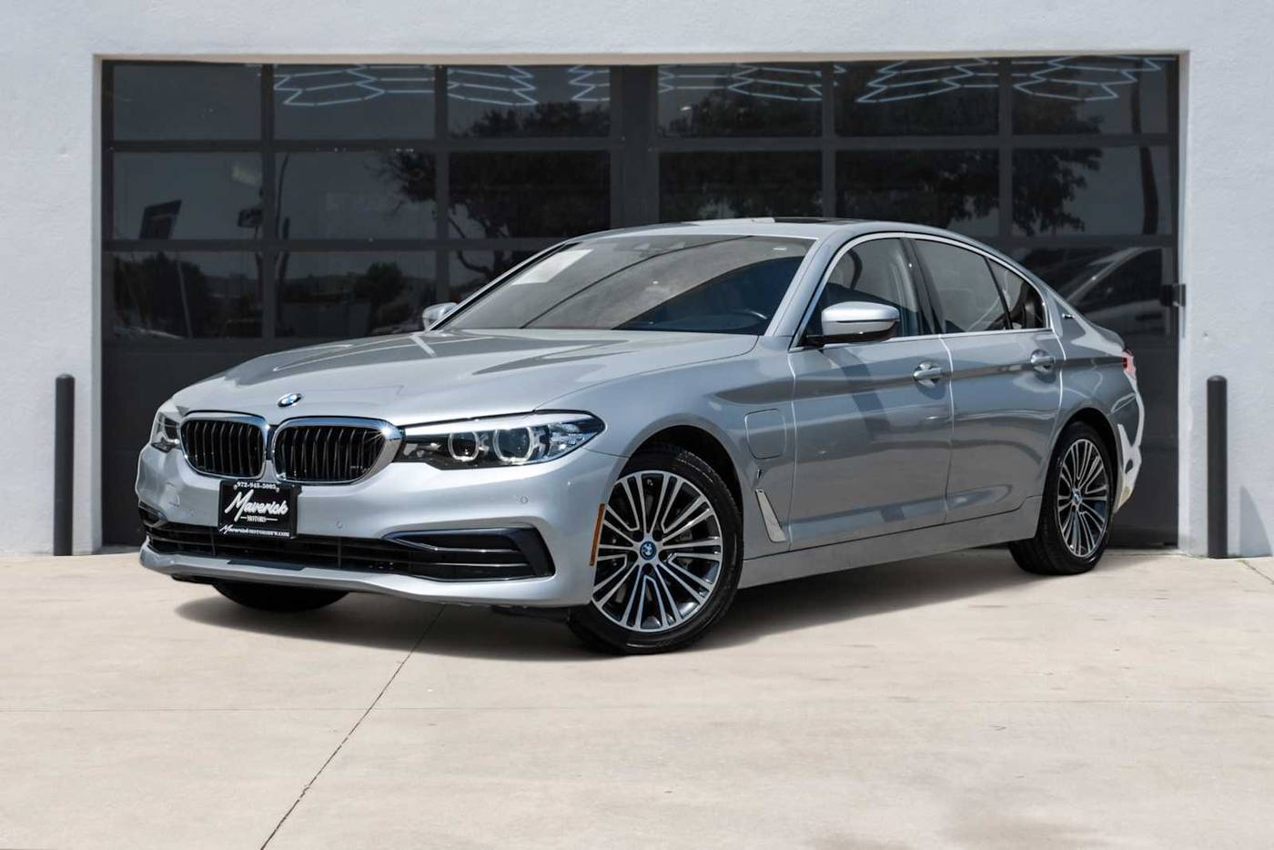 2019 BMW 5 Series 530e — Sedan — 69,704 mi — Lewisville, TX
