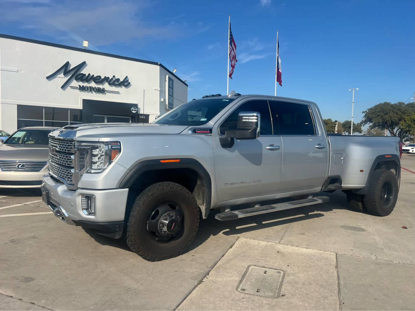 2023 GMC Sierra 3500HD Denali — Pickup Truck — 62,577 mi — Lewisville, TX