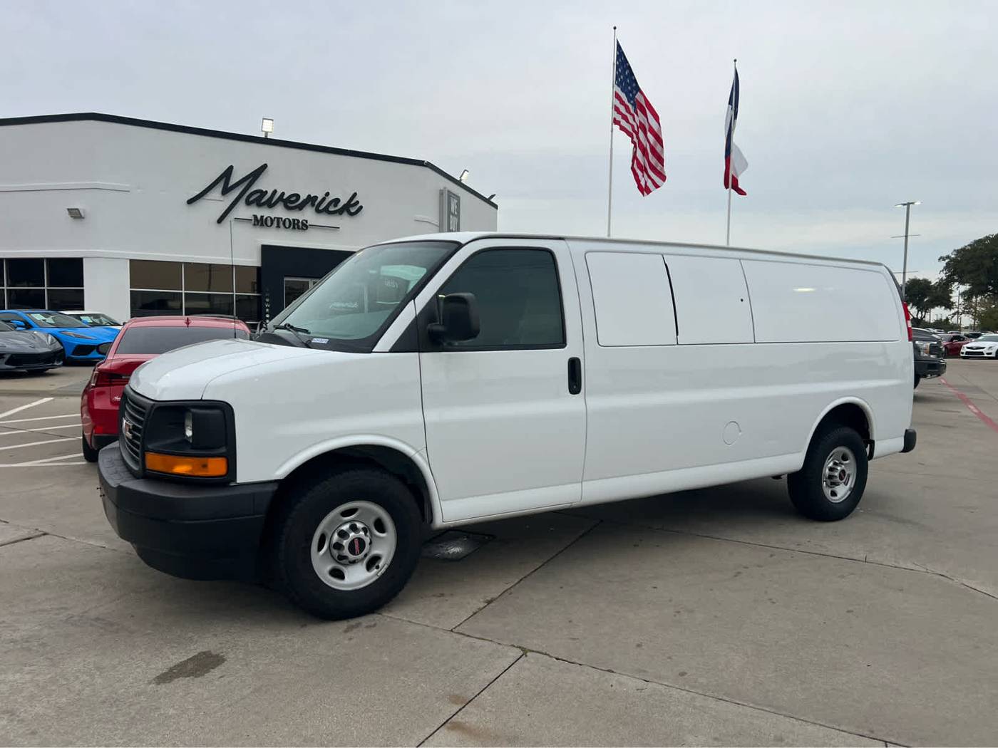 2017 GMC Savana Passenger LS — Passenger Van — 53,125 mi — Lewisville, TX