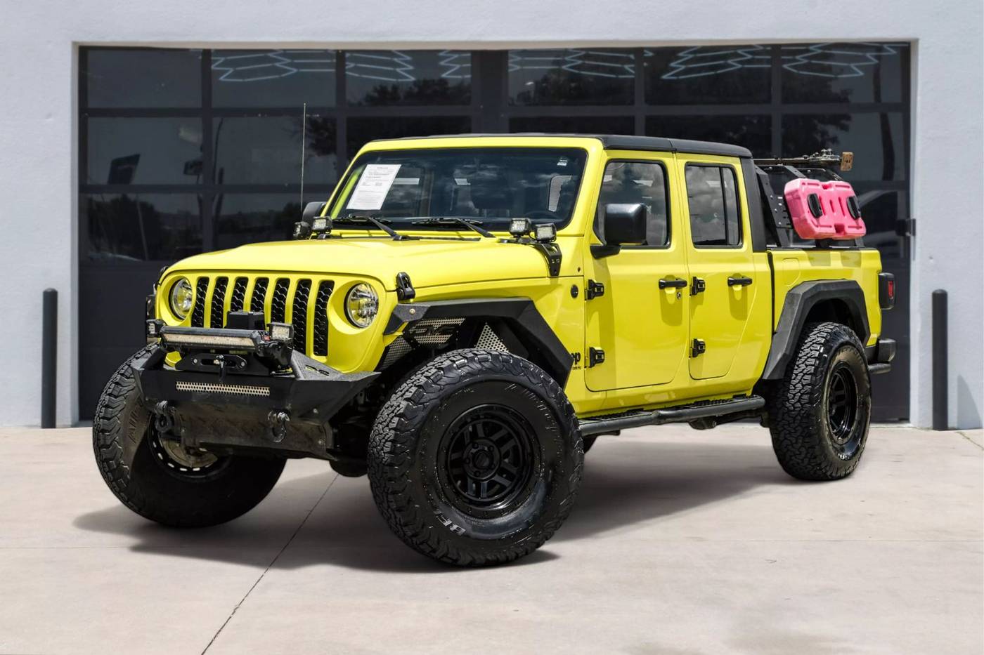2023 Jeep Gladiator Sport — Pickup Truck — 26,987 mi — Lewisville, TX