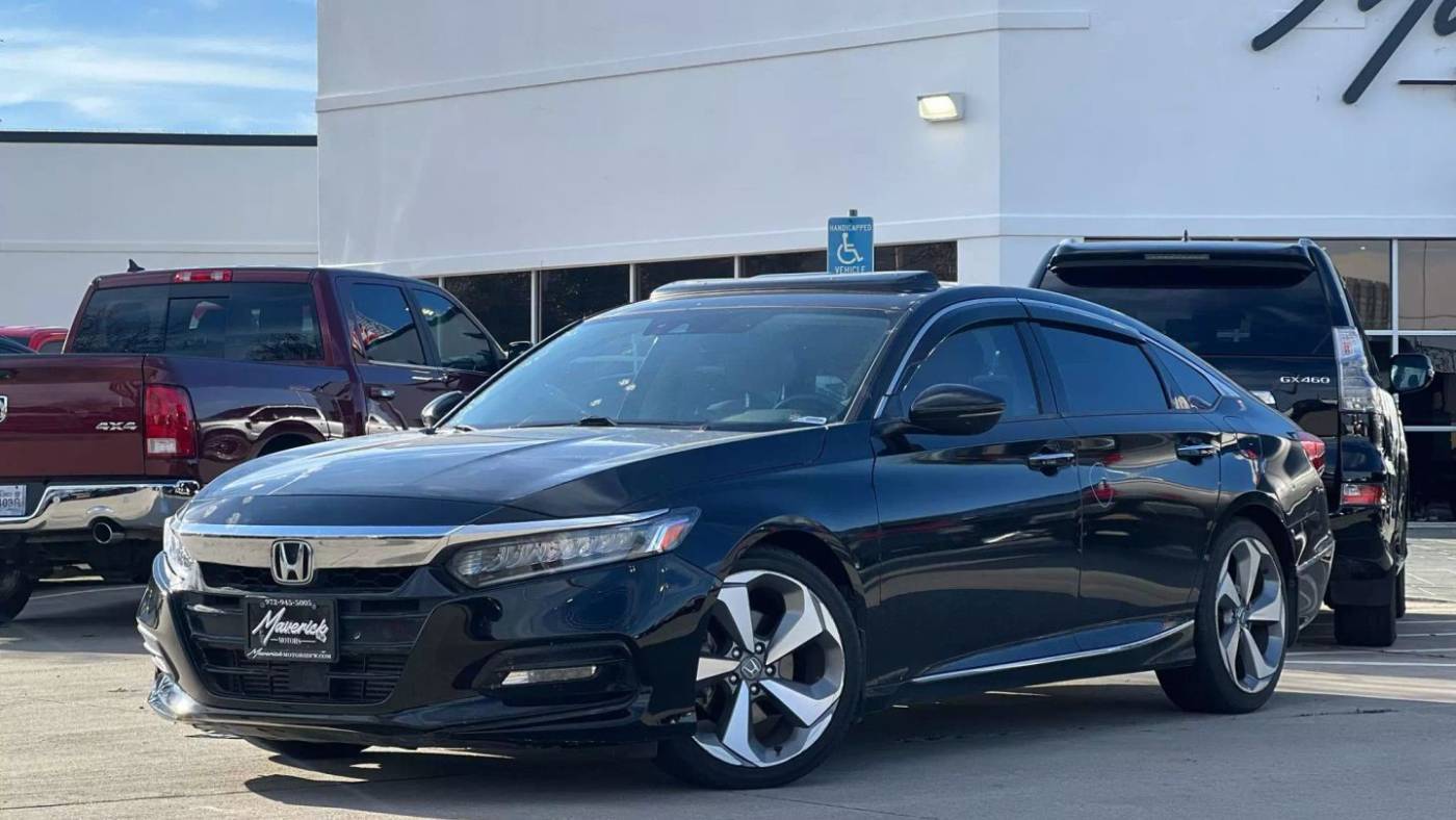 2018 Honda Accord Touring — Sedan — 106,454 mi — Lewisville, TX