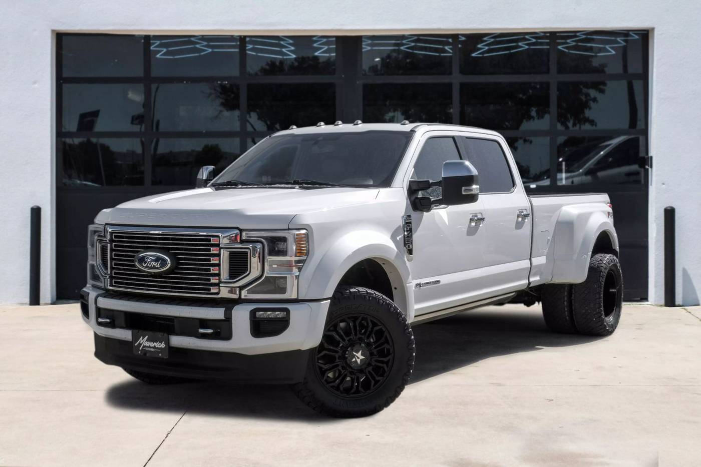 2020 Ford Super Duty F-450 Platinum — Pickup Truck — 85,500 mi — Lewisville, TX
