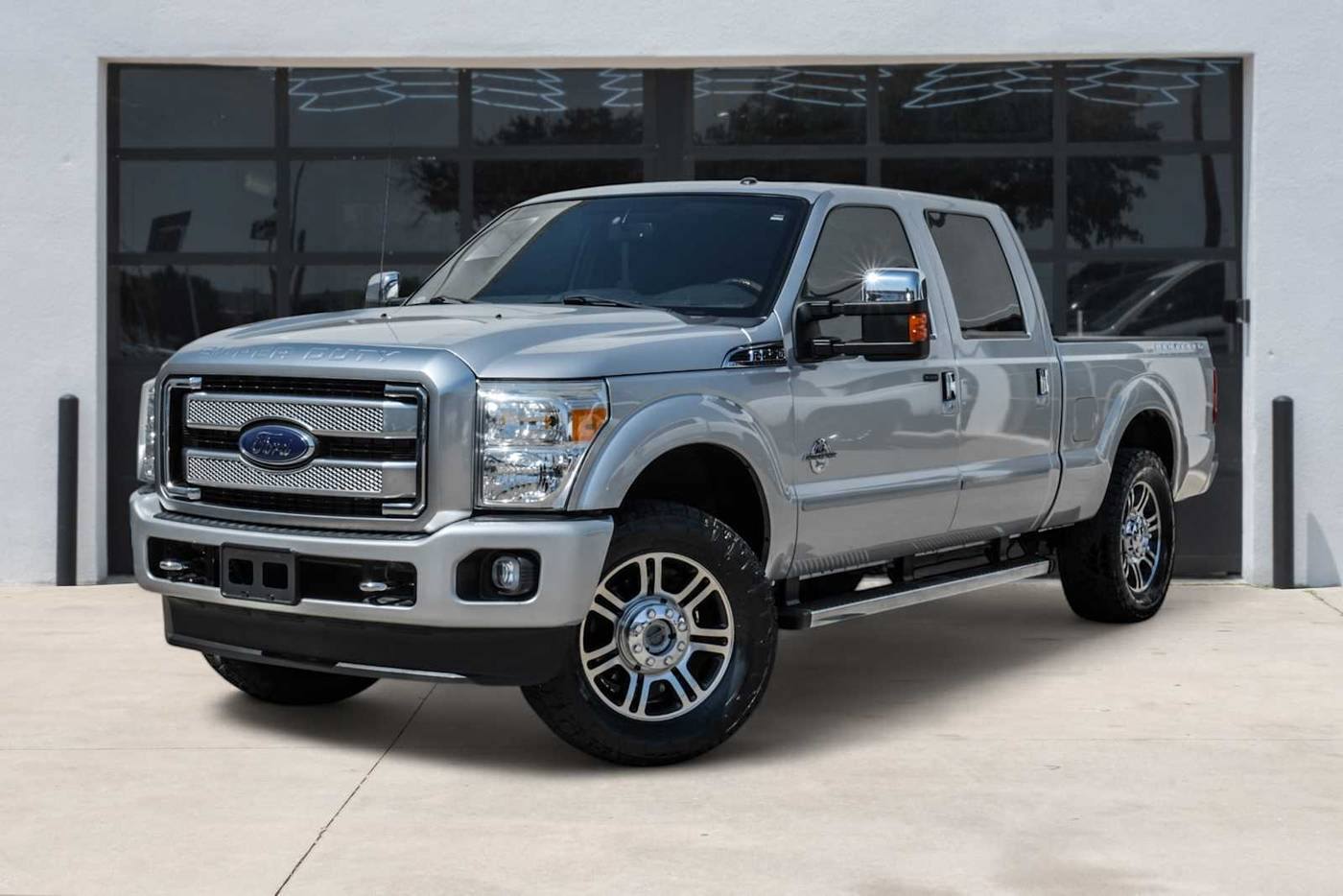 2016 Ford Super Duty F-250 Platinum — Pickup Truck — 71,067 mi — Lewisville, TX