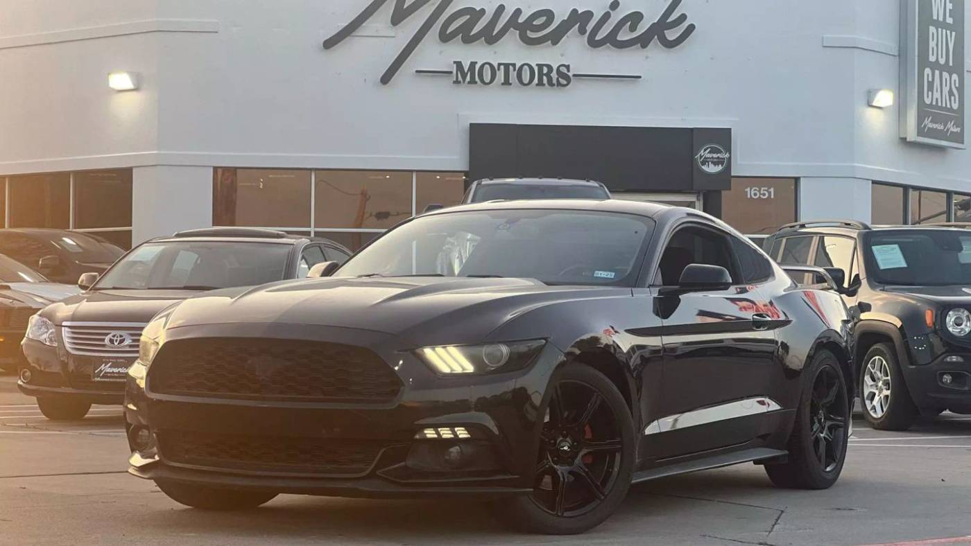 2015 Ford Mustang EcoBoost — Coupe — 114,910 mi — Lewisville, TX