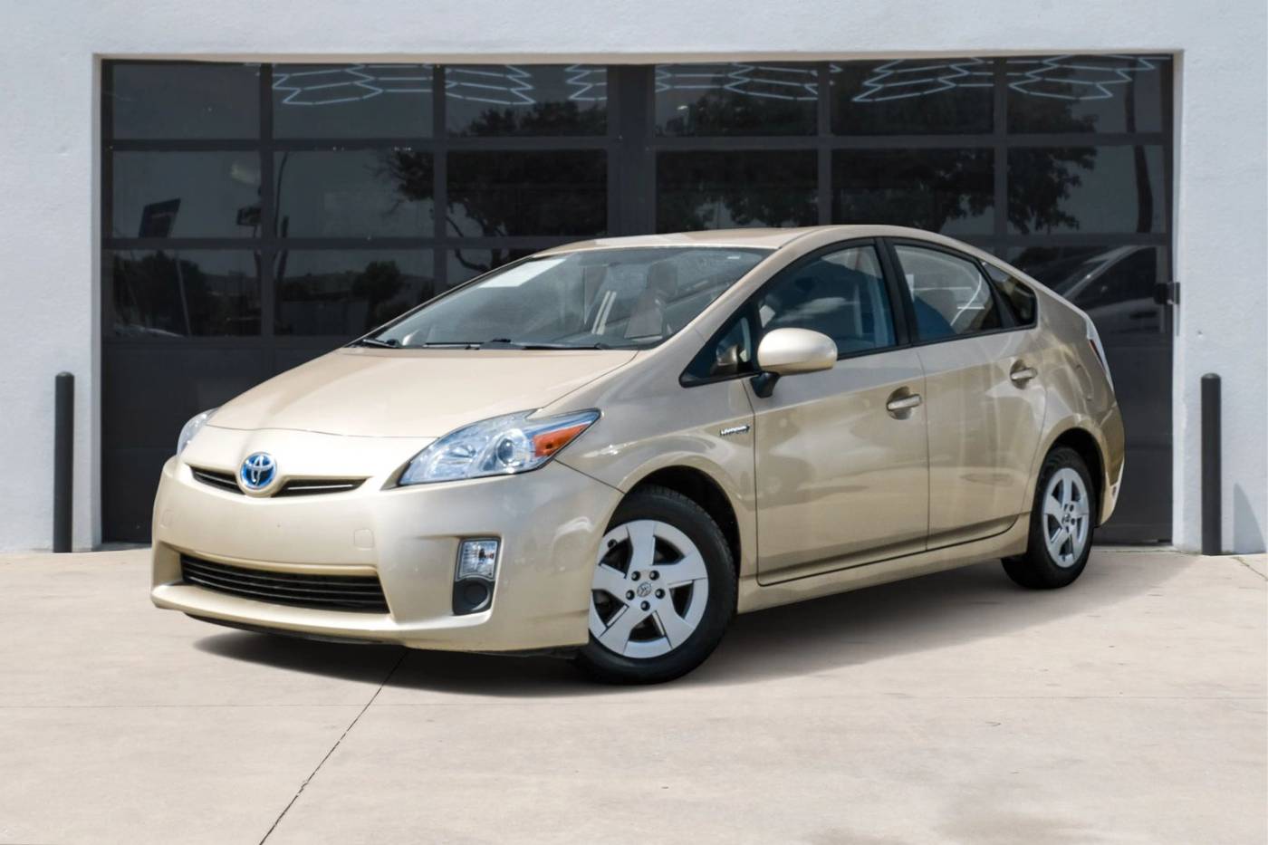 2011 Toyota Prius Three — Sedan — 60,066 mi — Lewisville, TX