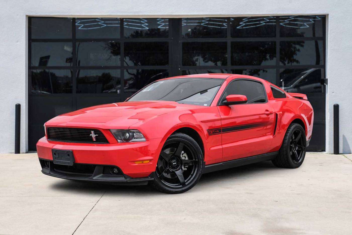 2012 Ford Mustang GT Premium — Coupe — 16,191 mi — Lewisville, TX
