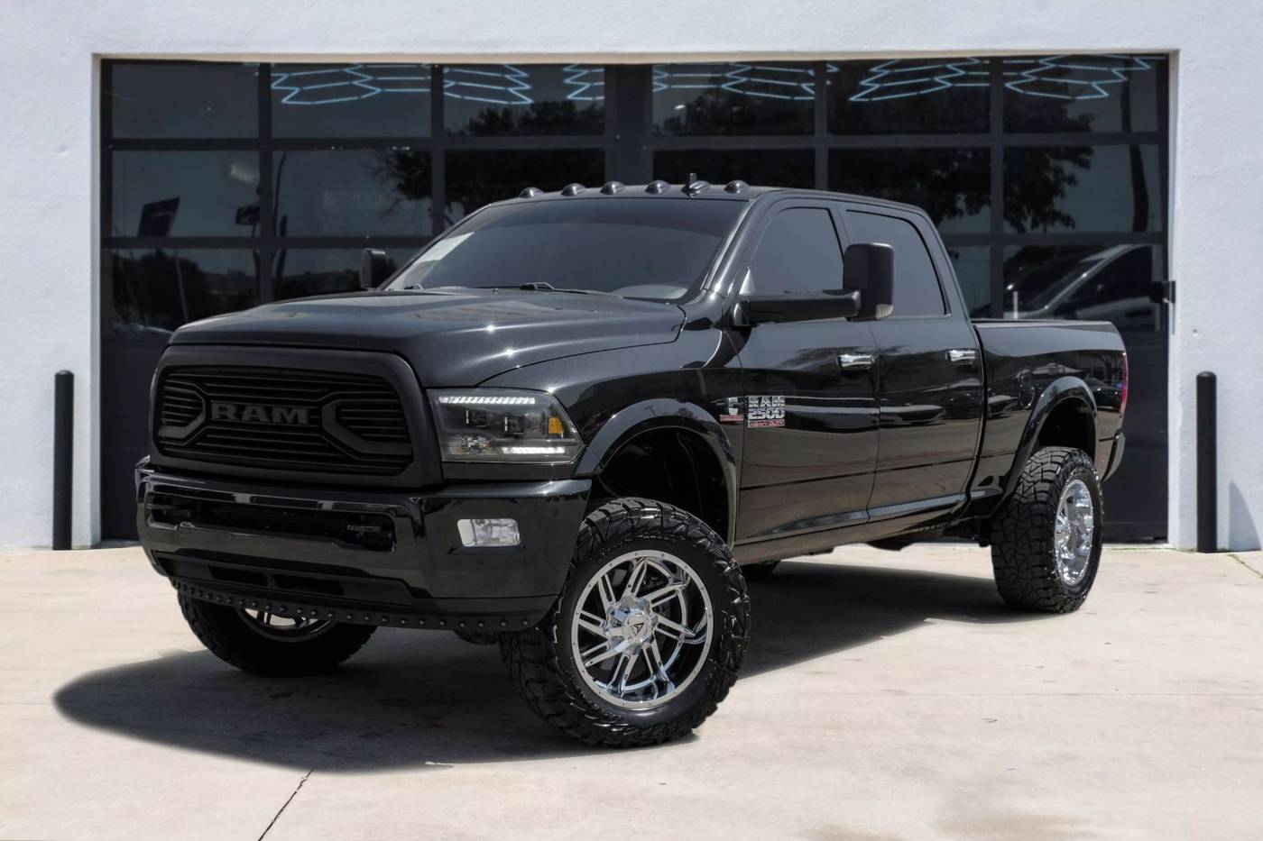 2018 Ram 2500 Lone Star — Pickup Truck — 141,136 mi — Lewisville, TX