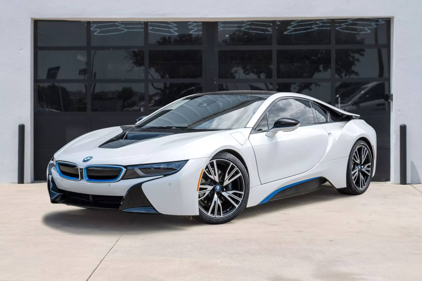 2015 BMW i8 Coupe — Coupe — 49,908 mi — Lewisville, TX