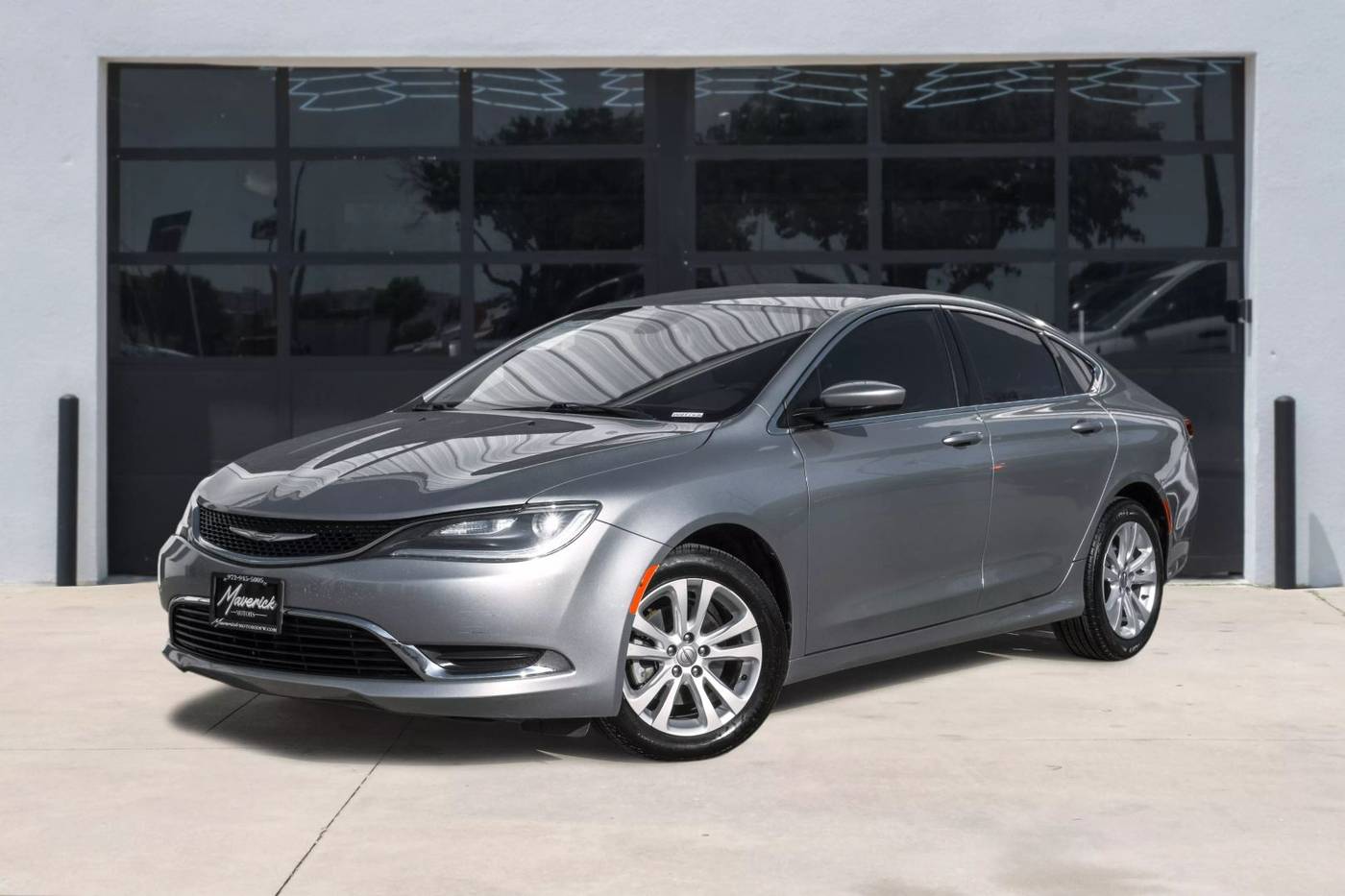 2017 Chrysler 200 Limited Platinum — Sedan — 66,914 mi — Lewisville, TX