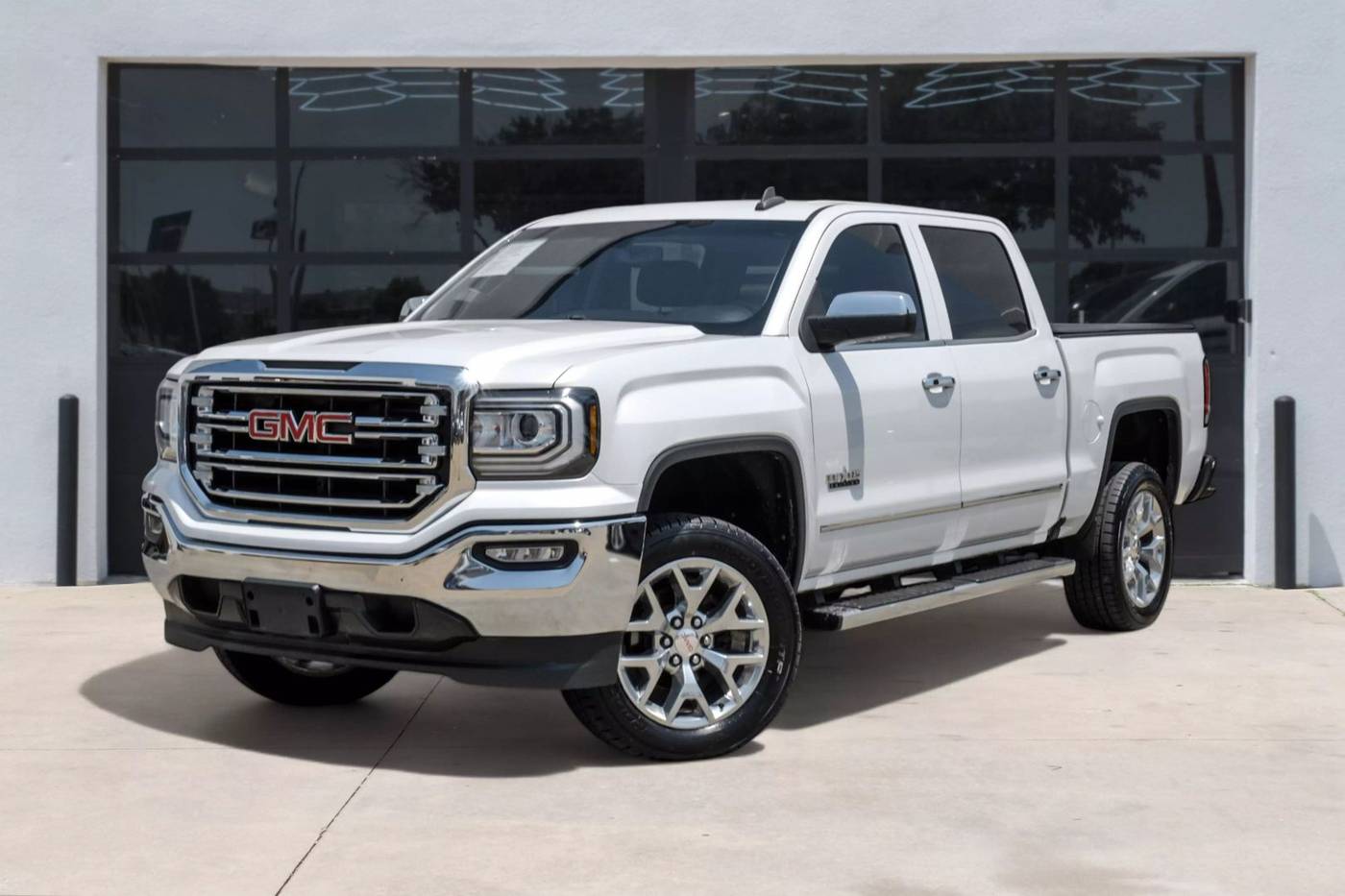 2018 GMC Sierra 1500 SLT — Pickup Truck — 103,491 mi — Lewisville, TX