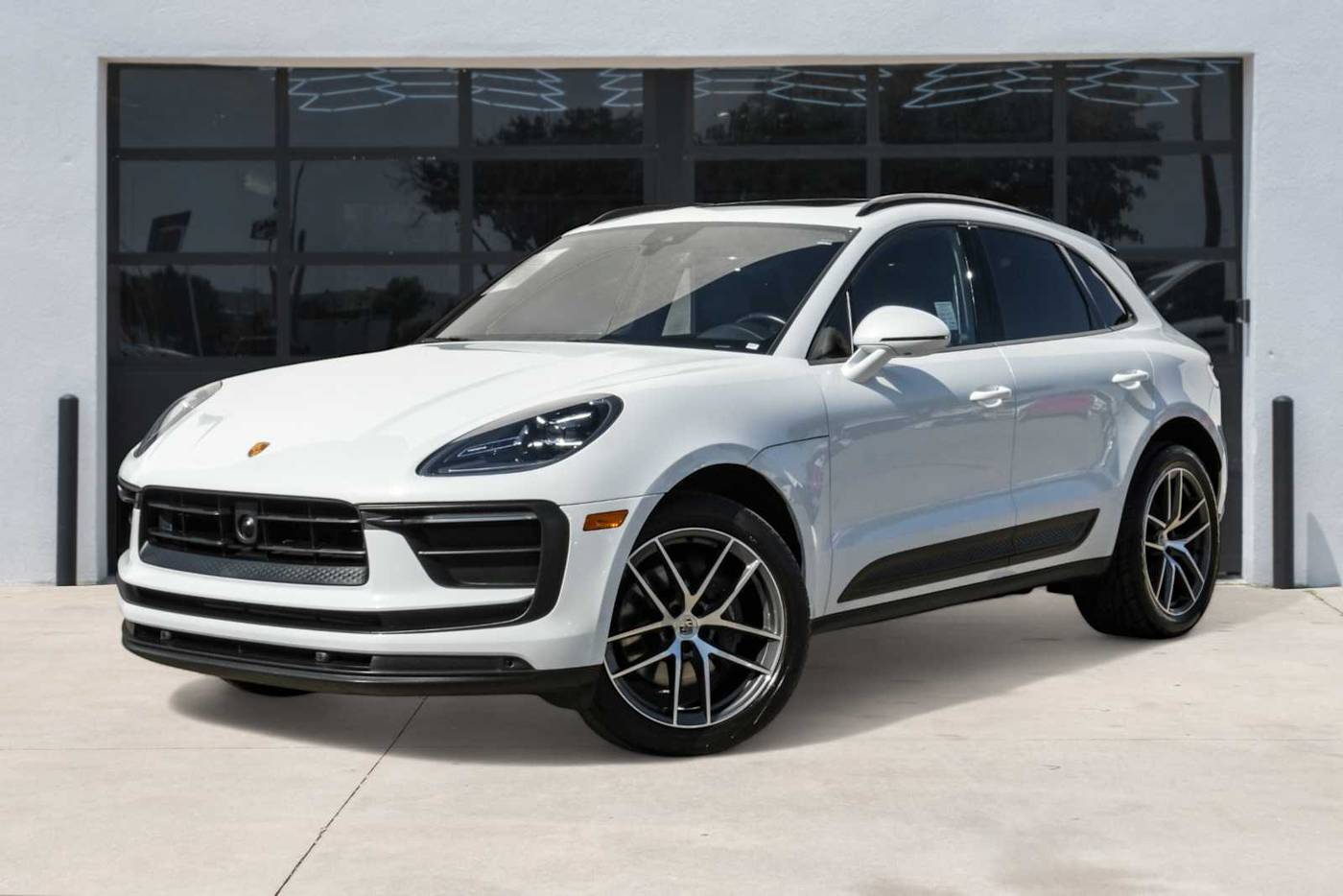 2023 Porsche Macan Standard — SUV — 35,440 mi — Lewisville, TX