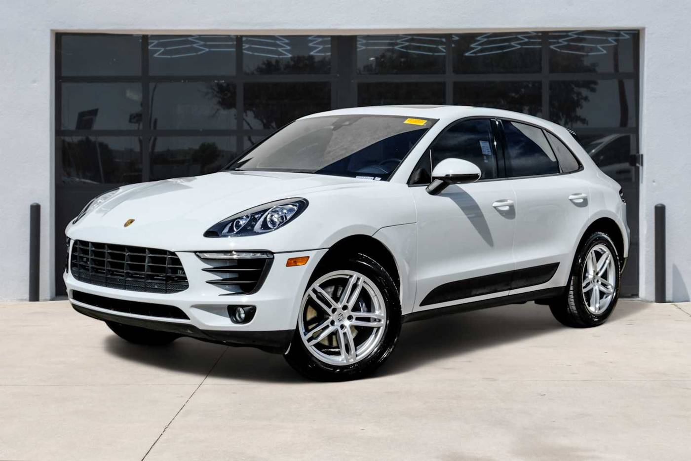 2018 Porsche Macan Base