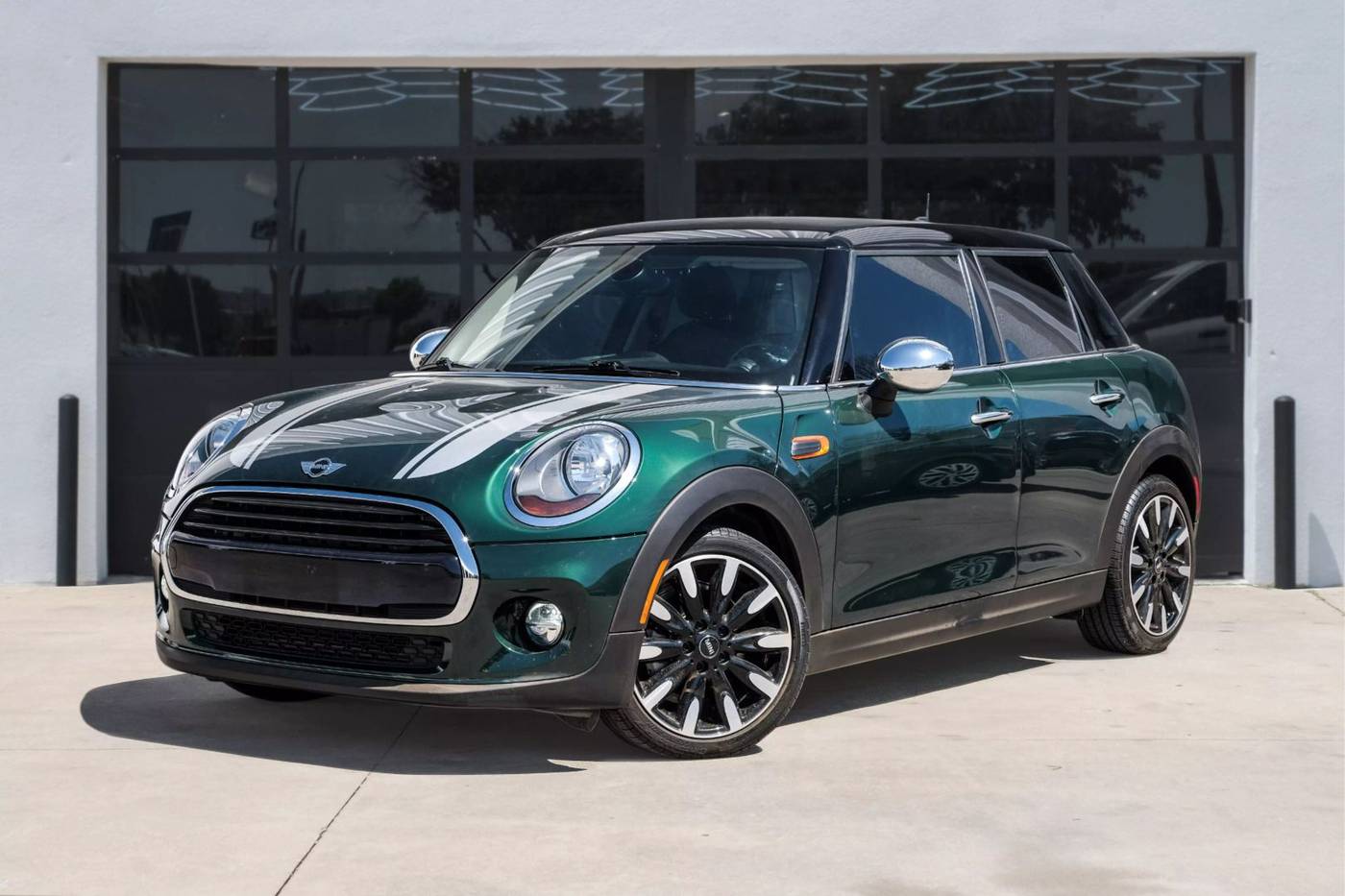 2017 MINI Hardtop Cooper — Hatchback — 30,172 mi — Lewisville, TX