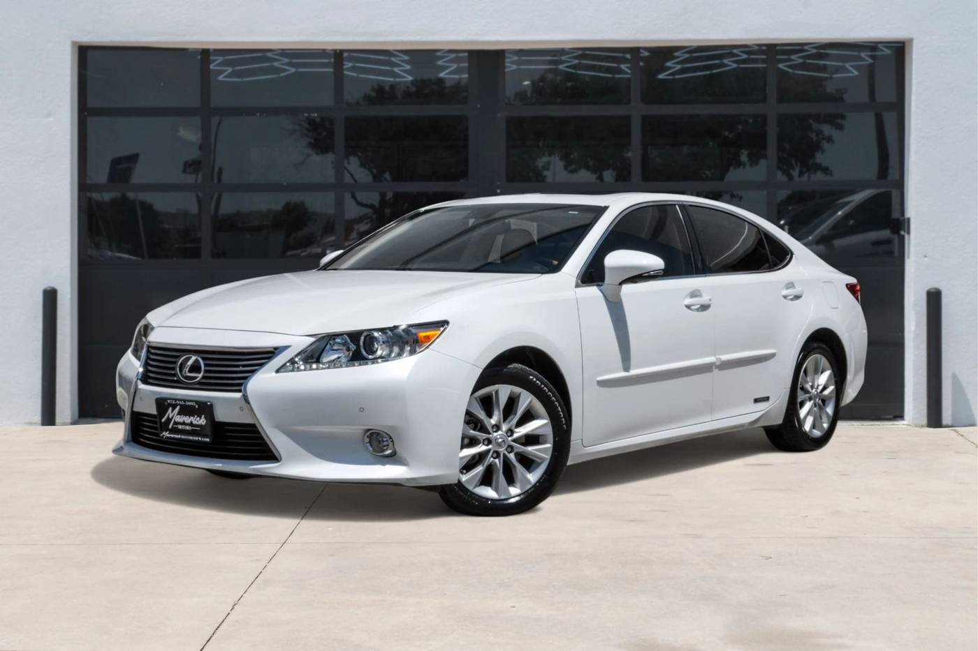 2013 Lexus ES ES 300h — Sedan — 73,635 mi — Lewisville, TX