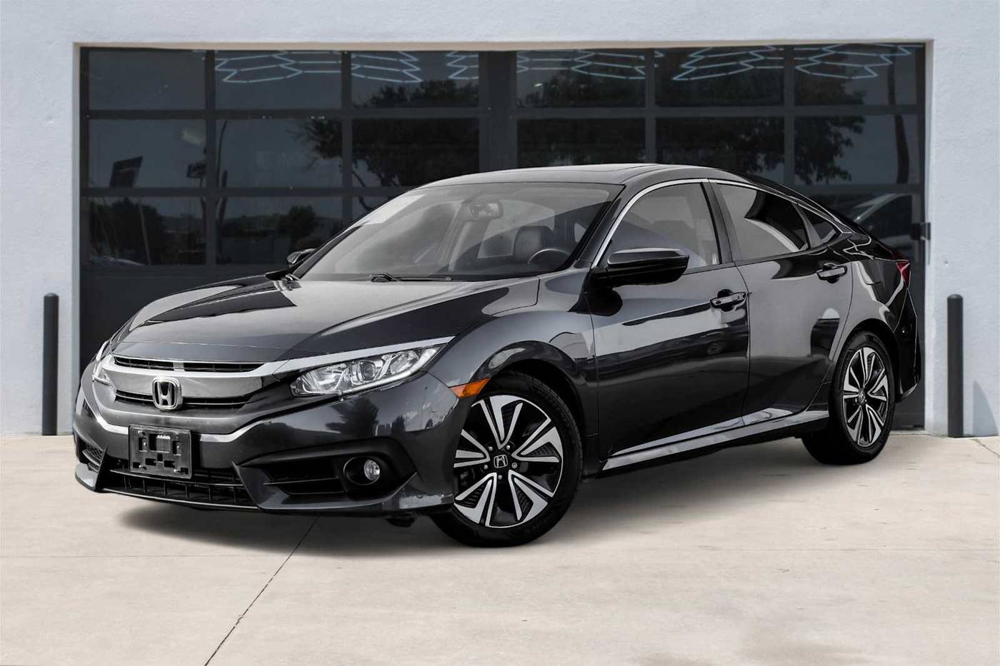 2018 Honda Civic EX-L — Sedan — 80,447 mi — Lewisville, TX