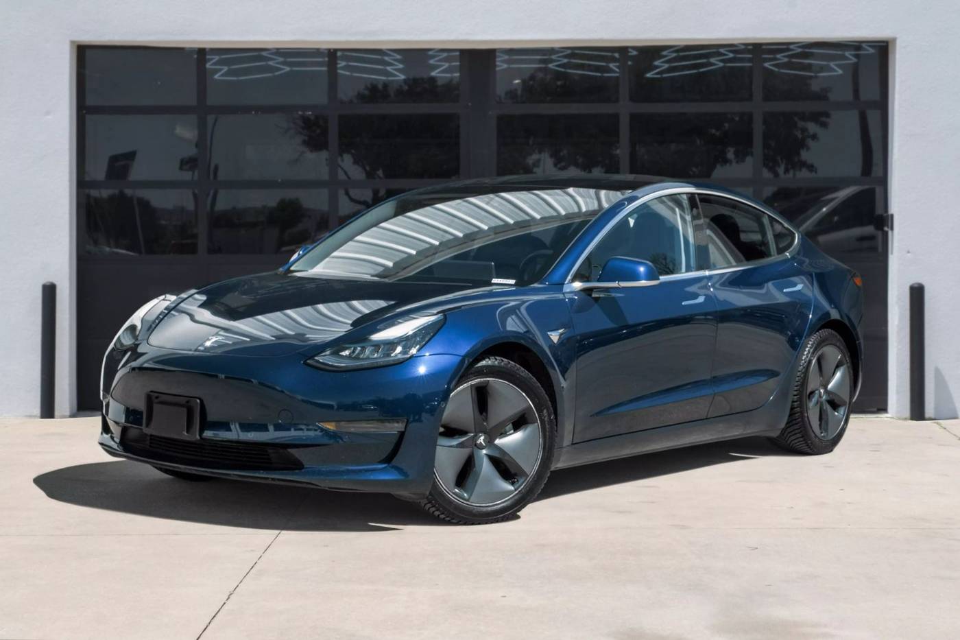 2018 Tesla Model 3 Long Range — Sedan — 33,341 mi — Lewisville, TX