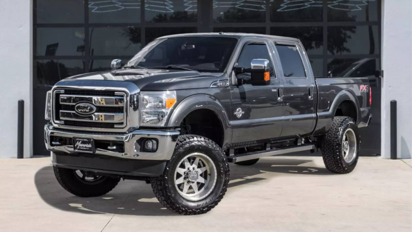 2016 Ford Super Duty F-350 Lariat — Pickup Truck — 109,048 mi — Lewisville, TX