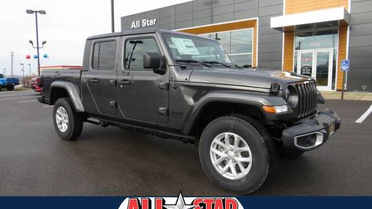 New 2023 Jeep Gladiator Willys 4×4 Crew Cab in Afton #NP763