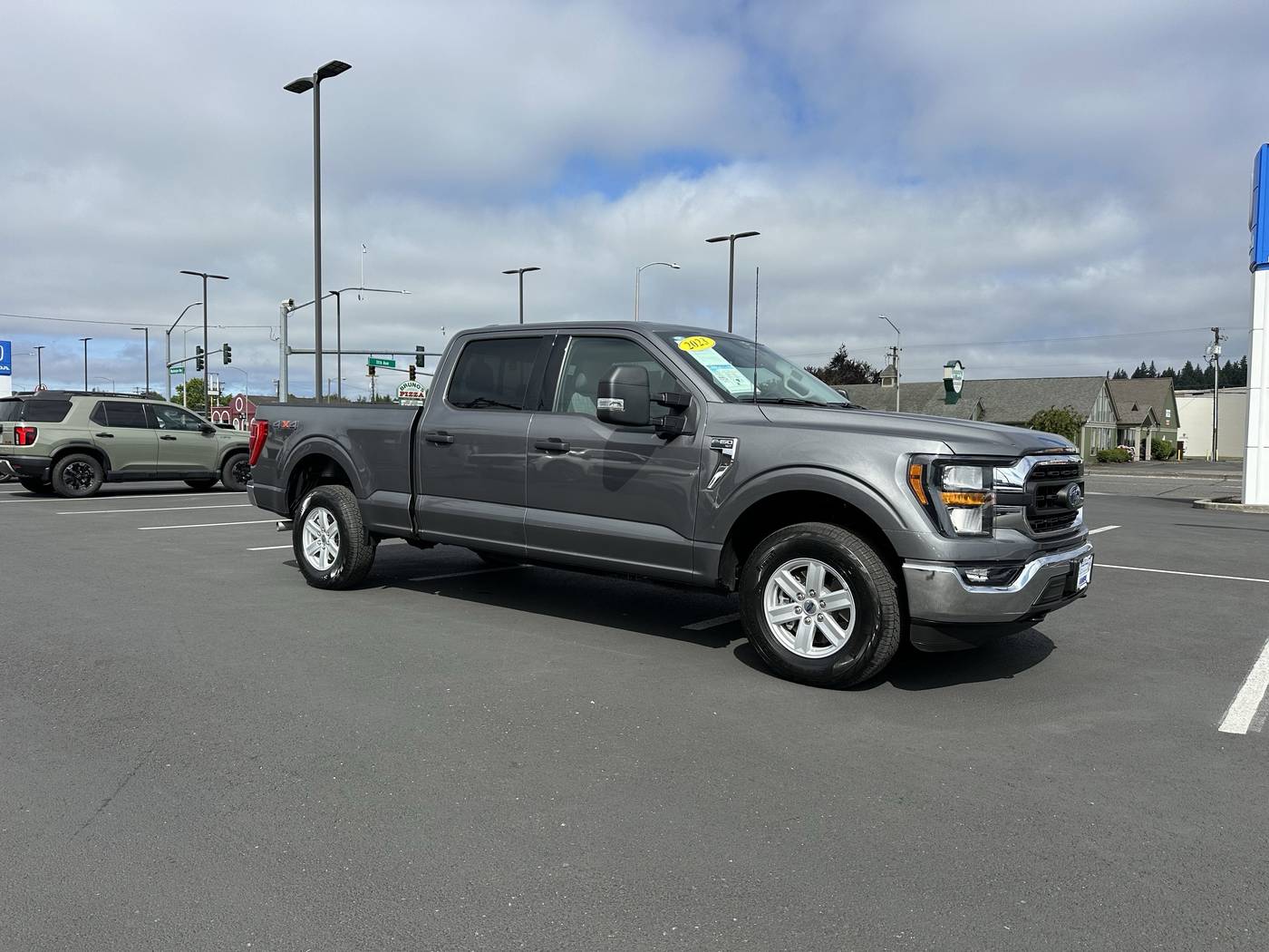 2023 Ford F-150 XLT — Pickup Truck — 2,754 mi — Longview, WA