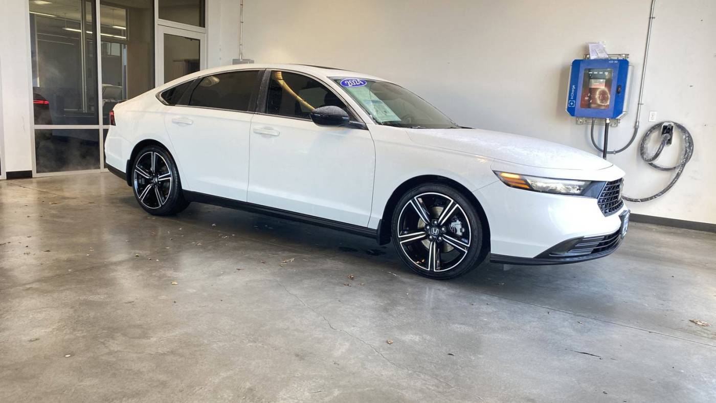 2024 Honda Accord Hybrid Sport — Sedan — 1,815 mi — Longview, WA