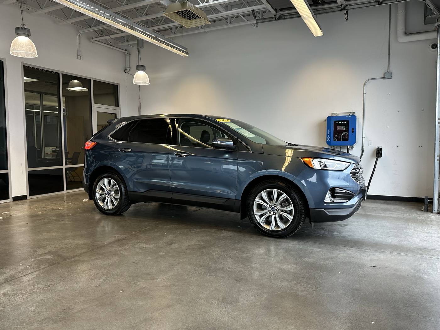 2019 Ford Edge Titanium — SUV — 52,179 mi — Longview, WA