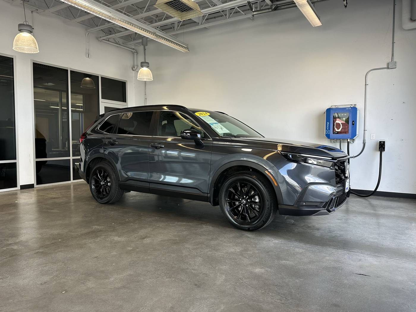 2024 Honda CR-V Hybrid Sport-L — SUV — 17,656 mi — Longview, WA