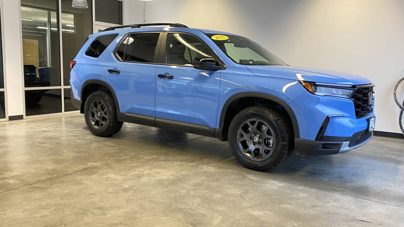 2025 Honda Pilot TrailSport — SUV — 3,731 mi — Longview, WA