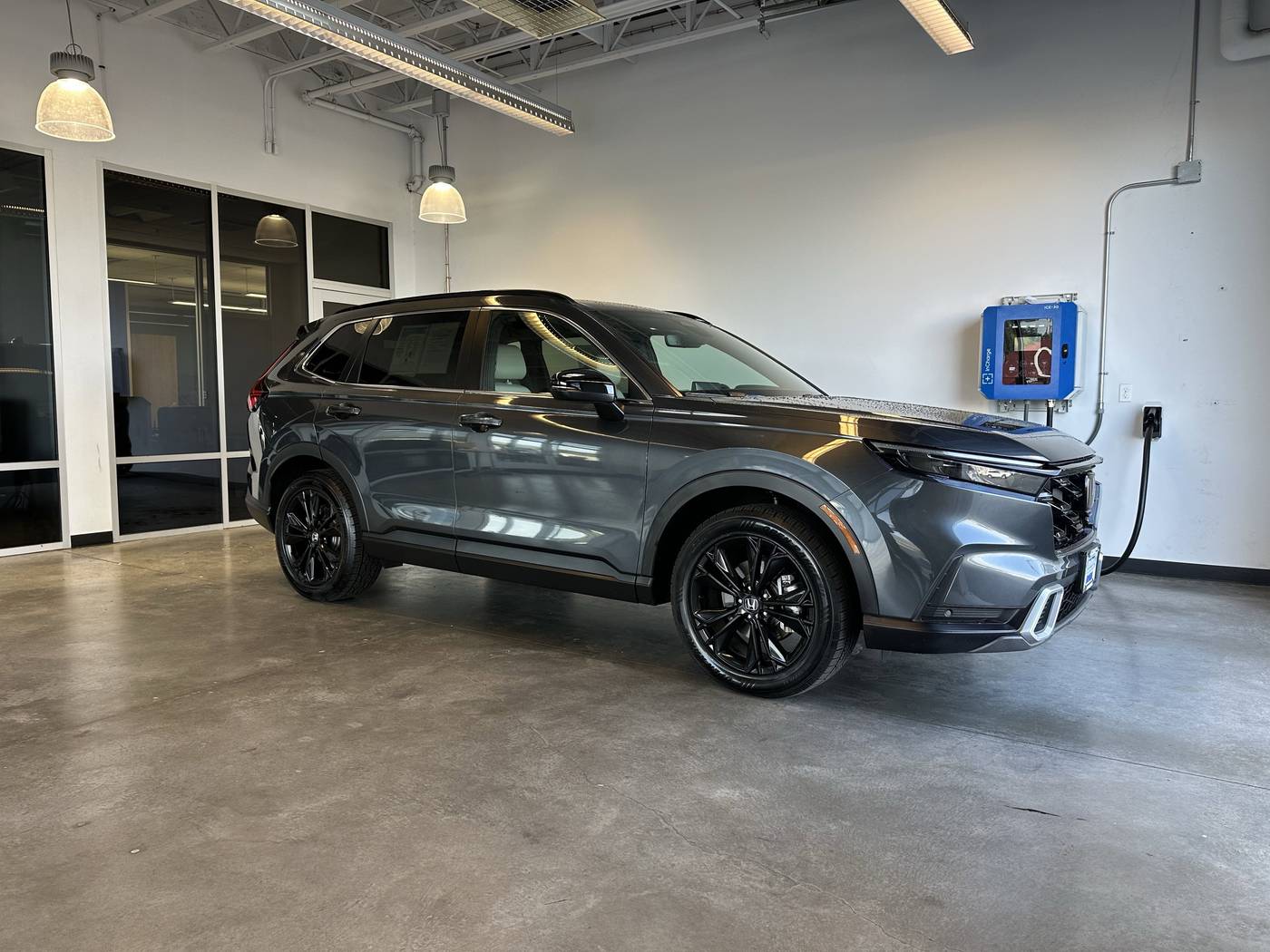 2023 Honda CR-V Hybrid Sport Touring — SUV — 25,502 mi — Longview, WA