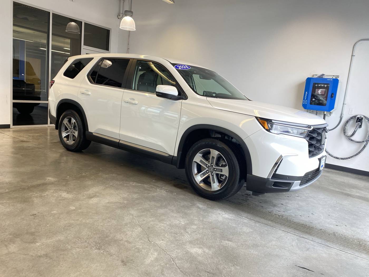 2024 Honda Pilot EX-L 8 Passenger — SUV — 21,807 mi — Longview, WA