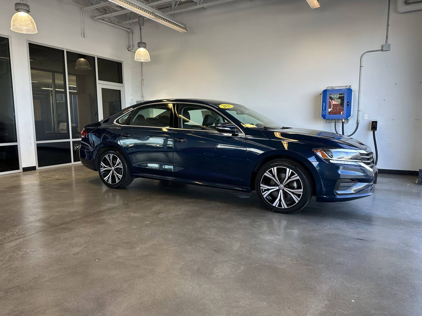 2021 Volkswagen Passat SE — Sedan — 79,021 mi — Longview, WA