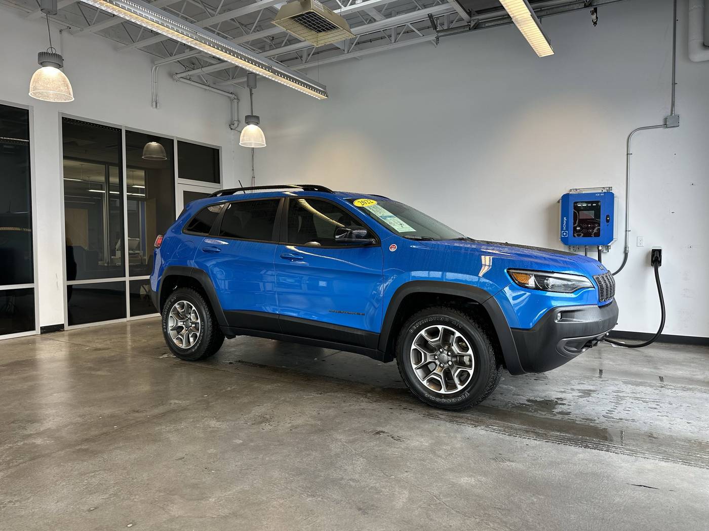 2022 Jeep Cherokee Trailhawk — SUV — 41,392 mi — Longview, WA