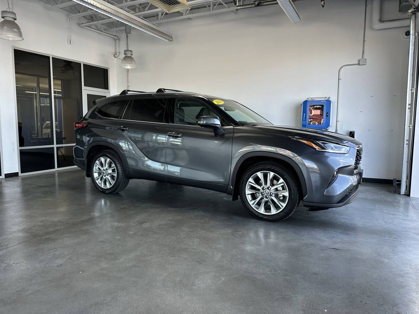 2020 Toyota Highlander Limited — SUV — 47,497 mi — Longview, WA